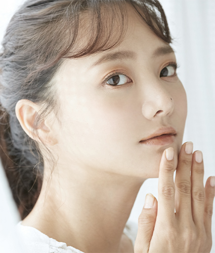 눈 밑 리프팅 이미지